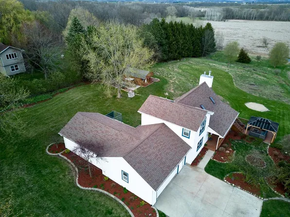 N5776 West Horseshoe Road, Horicon, WI 53032