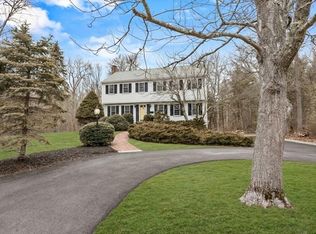 71 Ledgewood Dr, Cohasset, MA 02025