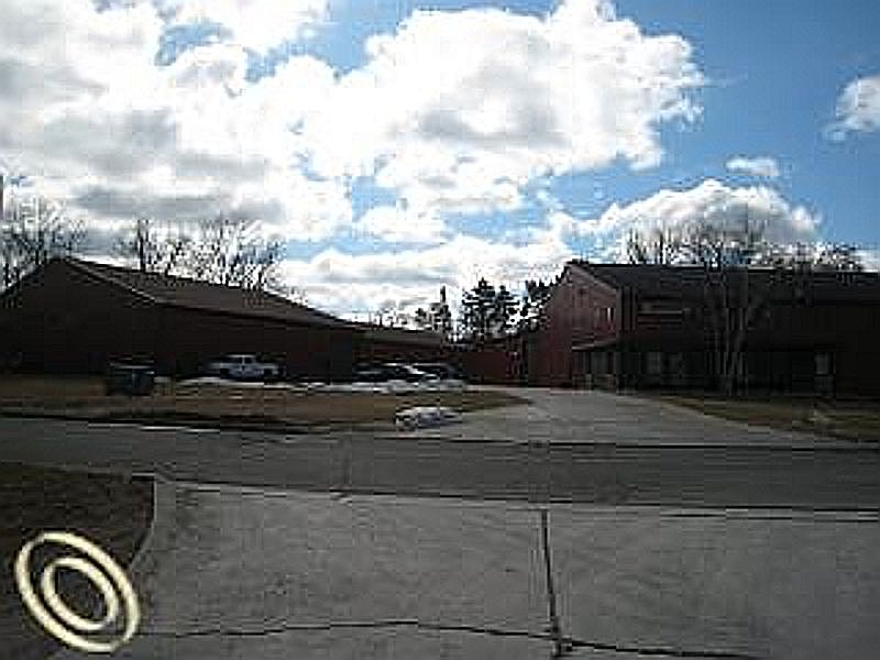 1st image of 901 Tacoma Ct