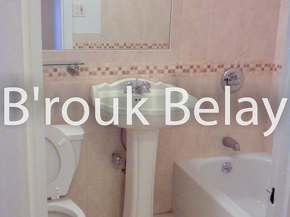 3rd image of 320 E 54th St APT 2C