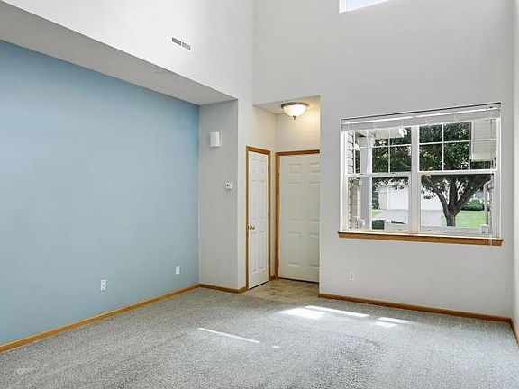 3rd image of 17096 Embers Ave