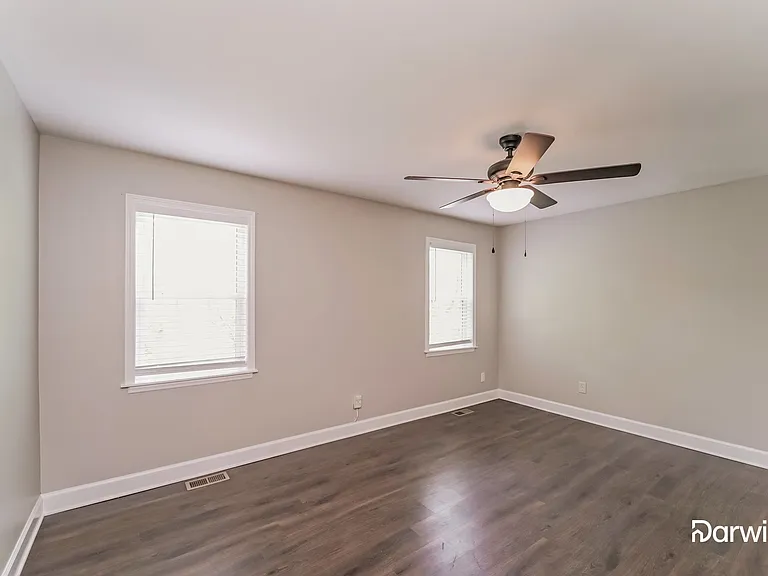 12318 Sherman Dr — Photo 10