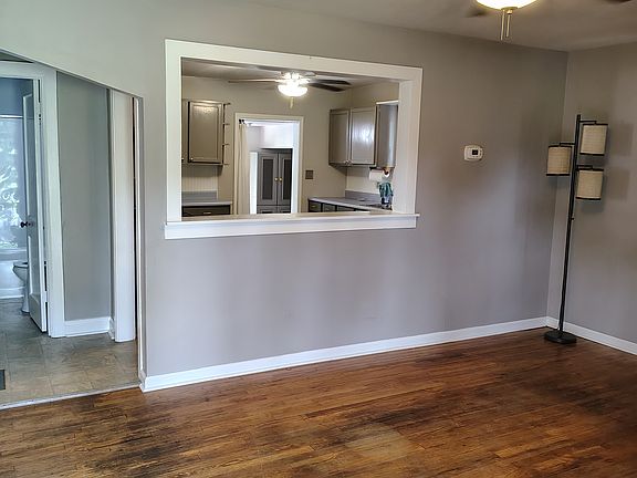 3rd image of 710 Cheri Way