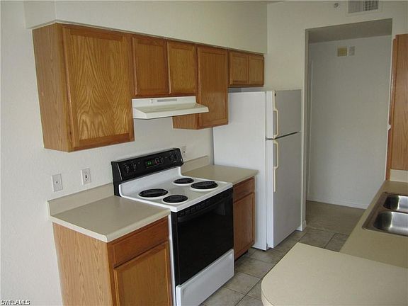 5th image of 7985 Preserve Cir APT 1116