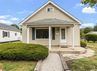 1003 S Macoupin St, Gillespie, IL 62033