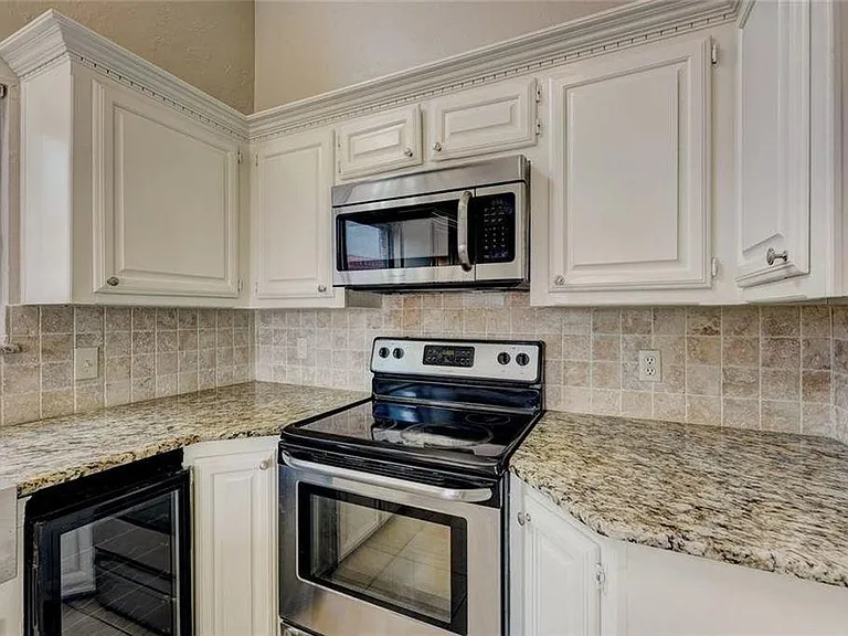 19804 Harness Ct — Photo 7