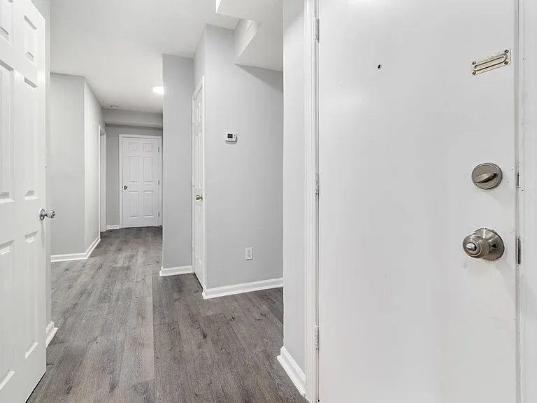 1150 17th St NE — Photo 12