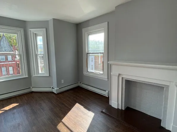 295 Liberty St., 295 Liberty St APT 3, Newburgh, NY 12550