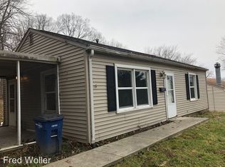 531 37th St, Moline, IL 61265