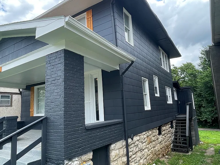 3717 Indiana Ave — Photo 20