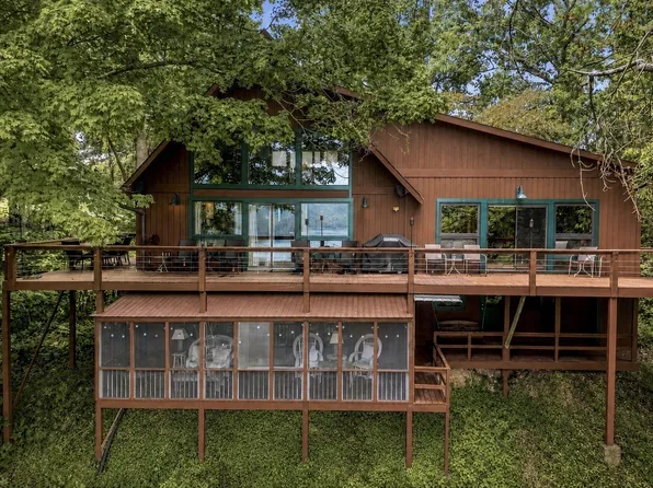 484 Bridgeview Pl, Smithville, TN 37166