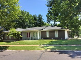 5094 Suson Hills Dr, Saint Louis, MO