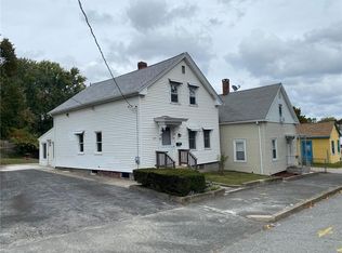 1479 Cranston St, Cranston, RI 02920
