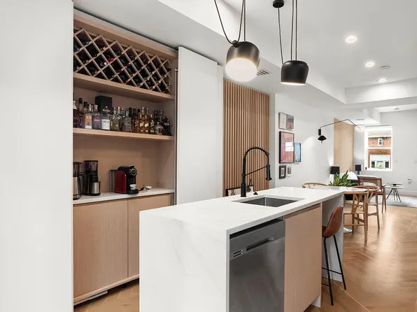 18-05 Highland Avenue image 8 of 34