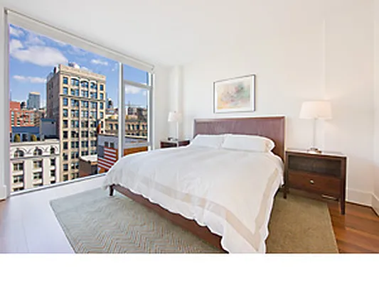 Sold by Corcoran | media 21