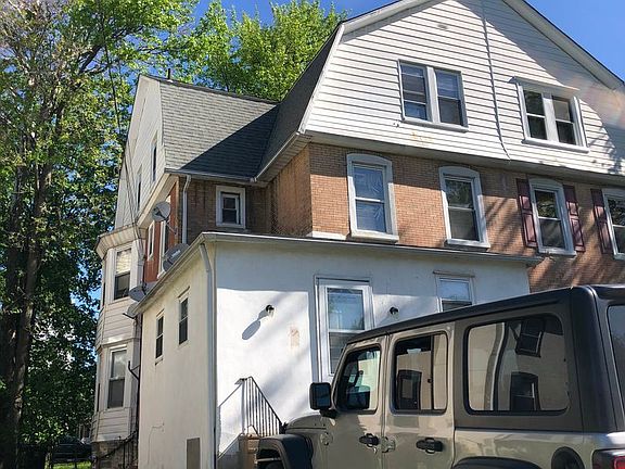 3rd image of 95 E Stewart Ave APT 3