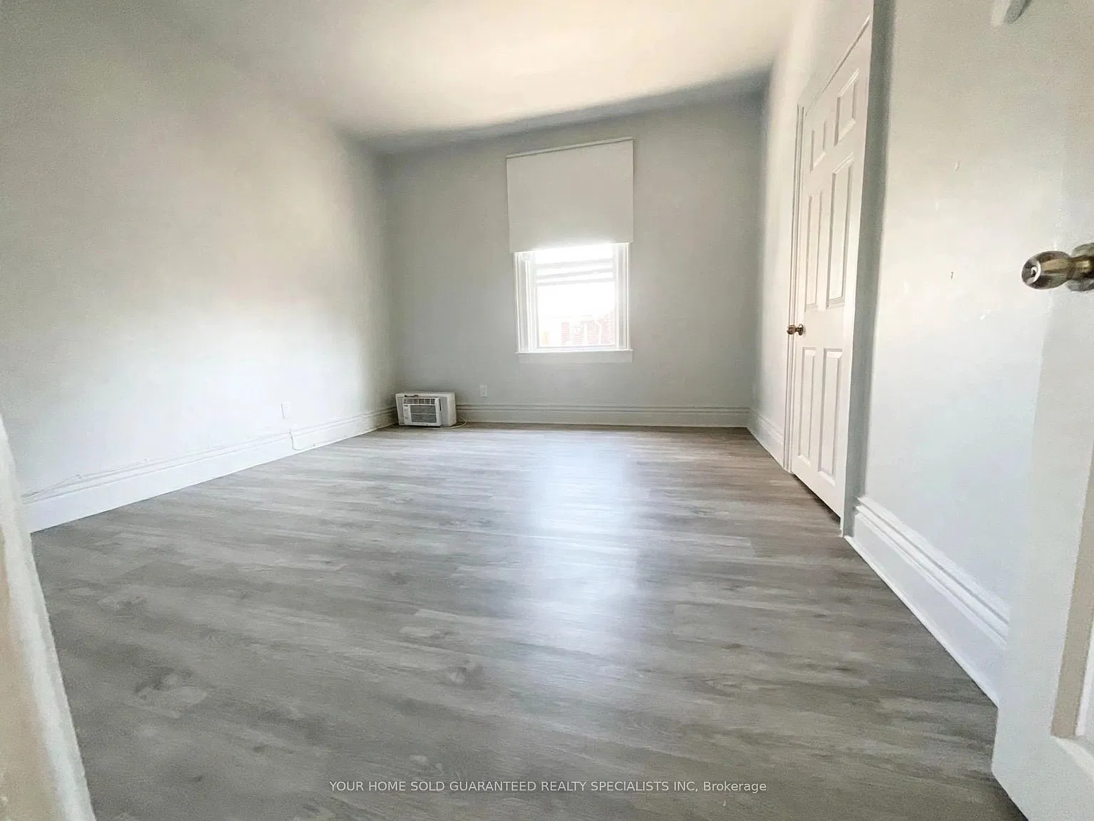 3 bed, $2,390 — Photo 3