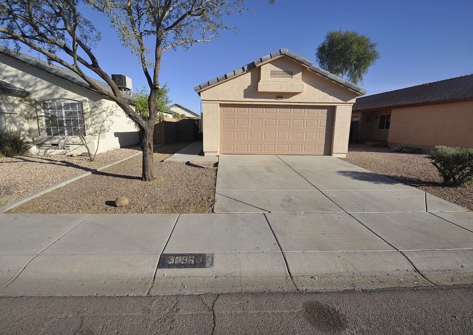 1st image of 3056 W Salter Dr