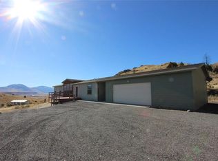 11 Leo Ln, Emigrant, MT 59027