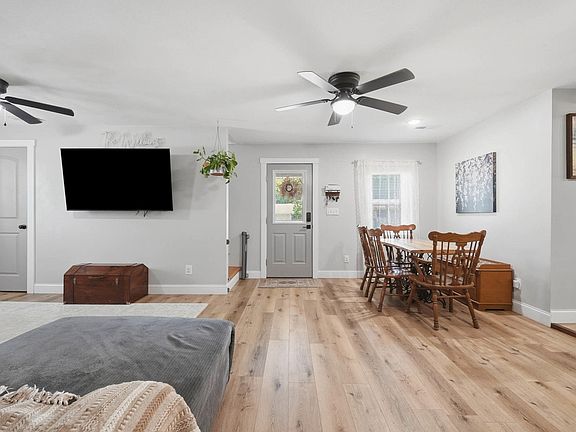 4th image of 311 Leggett Rd