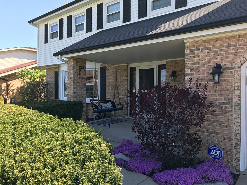 1st image of 15155 Windsor Dr