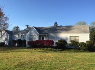 304 Chickasaw Rd, Chattanooga, TN 37411