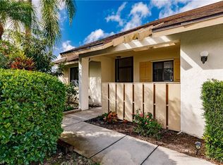 6086 Huntington Woods Dr, Naples, FL 34112