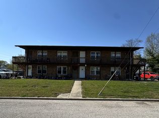 1001 N Church St APT F, Belleville, IL 62221