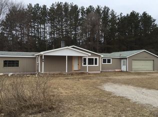 1490 Bendon Rd, Interlochen, MI 49643