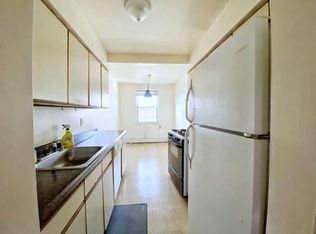 214-13 46th Rd FLOOR 2, Bayside, NY 11361