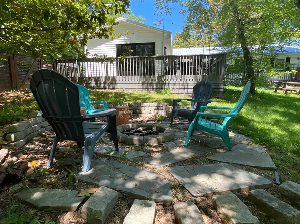 (undisclosed Address), Asheville, NC 28804