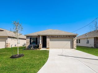 255 County Road 5102f, Cleveland, TX 77327