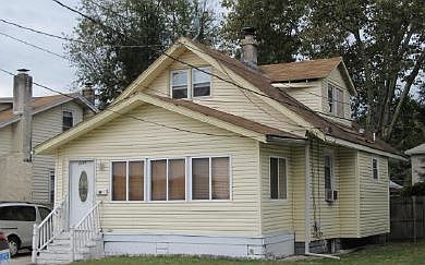 5th image of 6021 Upsal St