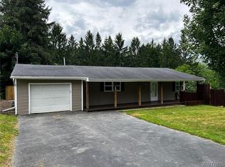 8497 Heath Rd, Colden, NY 14033