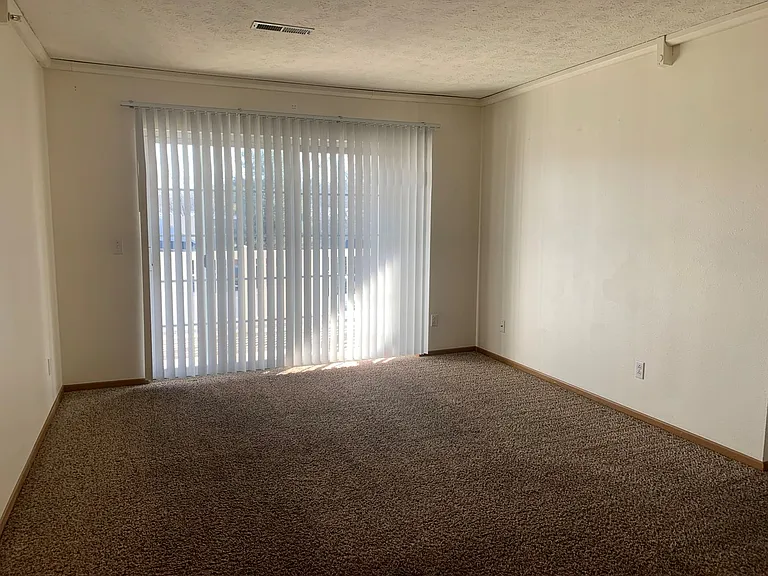 150-180 Shannon Valley Dr — Photo 3