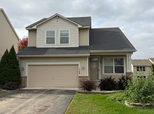 1768 Fescue Ct, Shakopee, MN 55379