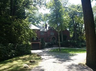100 Old England Rd, Newton, MA 02467