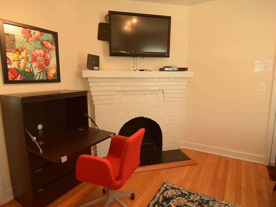 1st image of 1047 N Edgewood St APT 1