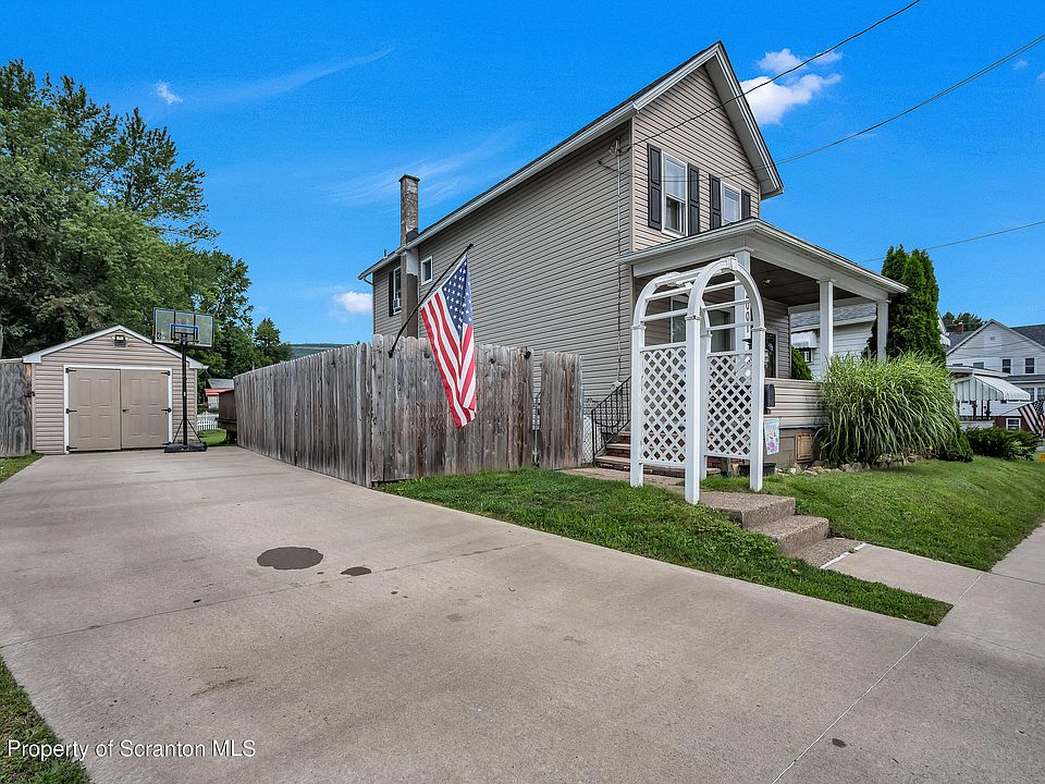 2001 Rockwell Ave, Scranton, PA 18508 Zillow