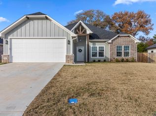 119 Rose Row Ln, Winona, TX 75792