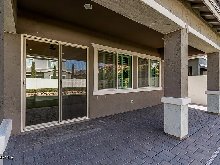 3056 E Appaloosa Rd — Photo 31