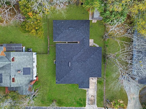 3rd image of 1015 POWHATTAN Street