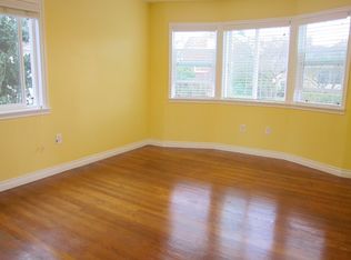 1012 NE 55th St, Seattle, WA 98105