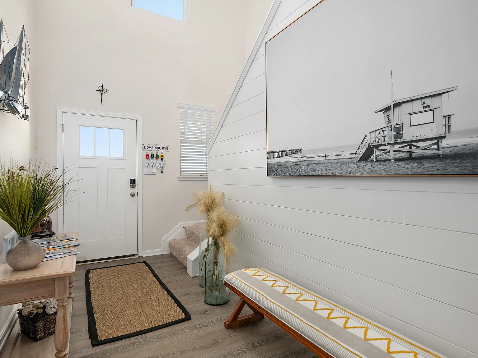 3 bed, 2473 sqft, $2,000 — Photo 2