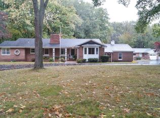 924 Forest Park Rd, Muskegon, MI 49441