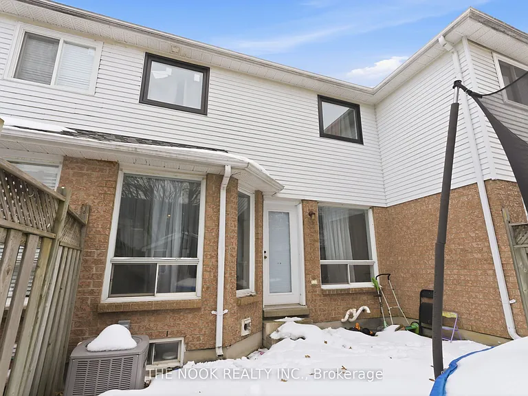 119 Brownstone Cres — Photo 39