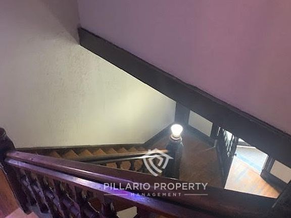 3rd image of 814 Woodruff Place East Dr #2