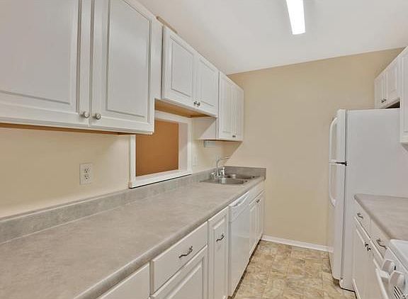 4th image of 11822 S S Briar Patch Drive Na
