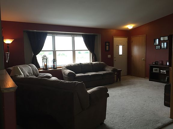 4th image of E7673 Prairie Blvd
