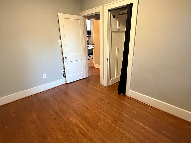 393 Wordsworth St #1 — Photo 27